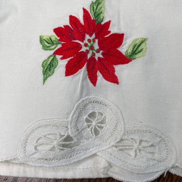Vintage Christmas Linen Tea Towel Hand Embroidered Embellished Chrysanthemums u - Picture 3 of 4
